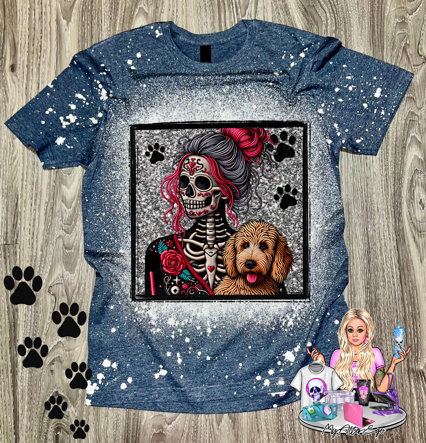 Goldendoodle 'Day of the Dead' Mama (T-Shirt)