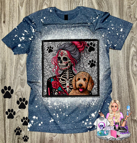 Goldendoodle 'Day of the Dead' Mama (T-Shirt)