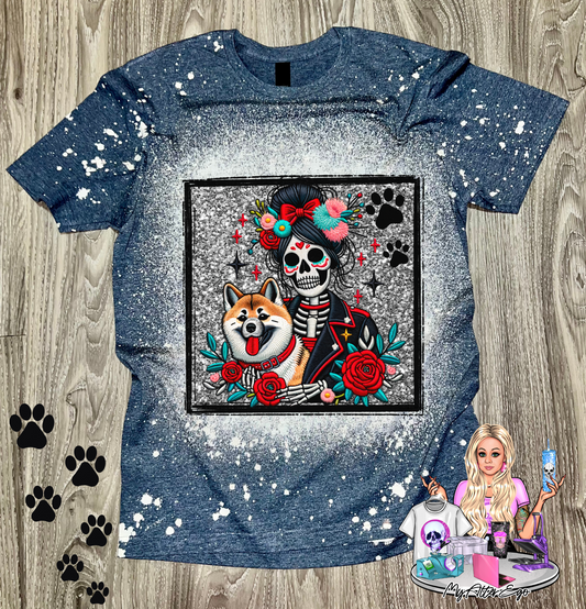 Akita 'Day of the Dead' Mama (T-Shirt)