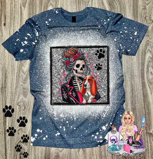 Basset Hound 'Day of the Dead' Mama (T-Shirt)