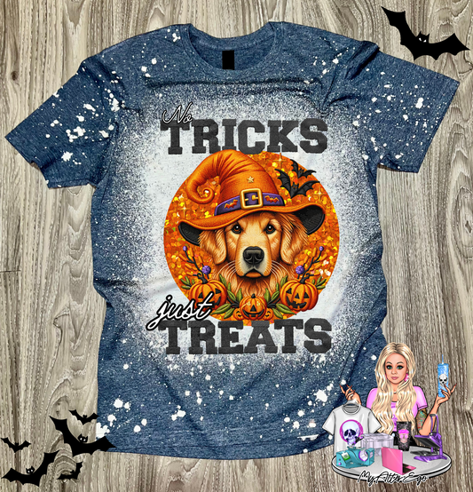 Golden Retriever 'No Tricks Just Treats' (T-Shirt)