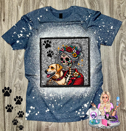 Yellow Lab 'Day of the Dead' Mama (T-Shirt)